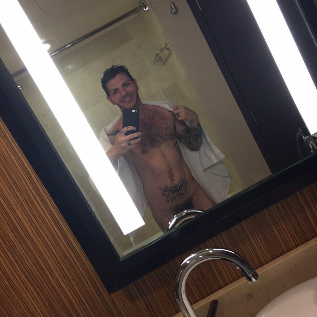 colungafrank:  Tristan Mathews    twitter pics