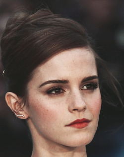 Emma Watson Simplicity