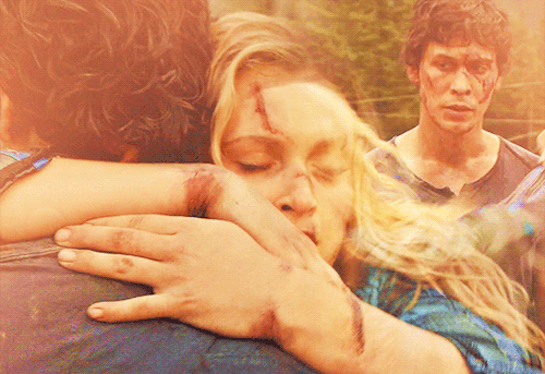 November 19th, 2014 - Happy 8th Year Bellarke Hug Anniversary "Now There's Something I Thought I'd Never