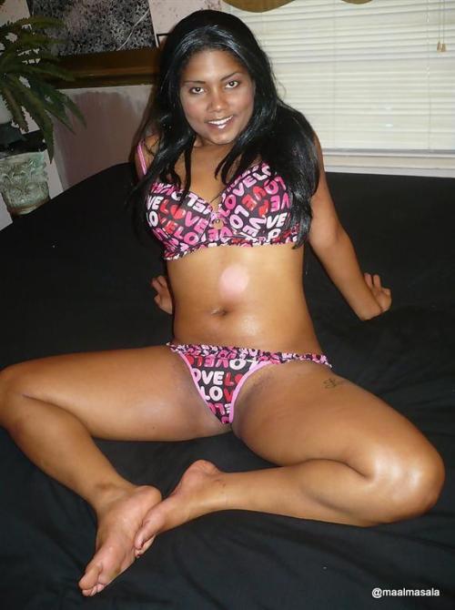 maalmasala: Black pussy, choot, cunt sexy erotic desi indian babe exposed photoshoot - Maal Masala