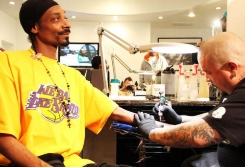 Snoop Dogg Got A Kobe Bryant And Lakers Tattoo