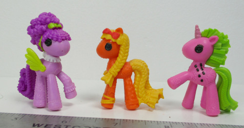 It’s Toy Time Tuesday!With&hellip;Lala Loopsy Mini Ponies!Lalaloopsy started off as a brand of plast