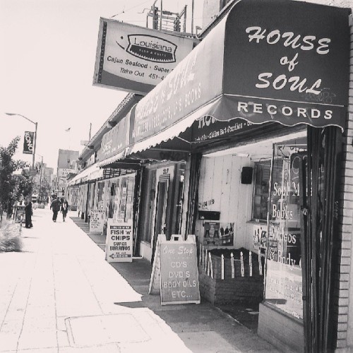 estaciorecords:   