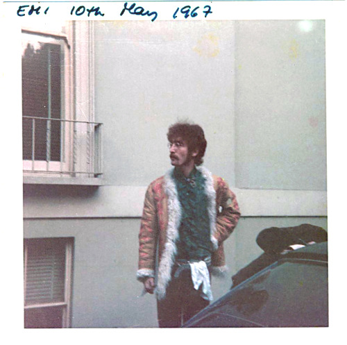 blixtbaby: John outside EMI in 1967…(what had you been doing at EMI that day John … cleaning  window