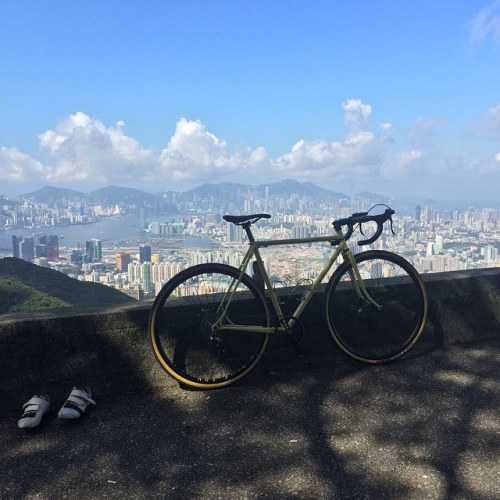 kinkicycle:   by YiPsan bicycles on Flickr.
