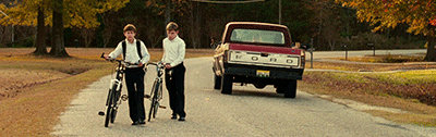 classichorrorblog:  The Strangers (2008) Directed by Brian Bertino A young couple staying in an isolated vacation home are terrorized by three unknown assailants. 