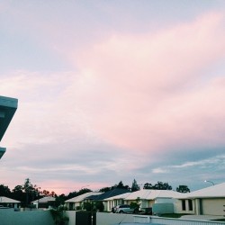 Teen:  Florels:  The Sky Is So Pretty I Love The Sky // Instagram @Emmalucys  Fave
