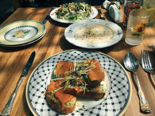 When I was in LA, I had the best avocado toast ever from my hotel. It came with salmon slices on top