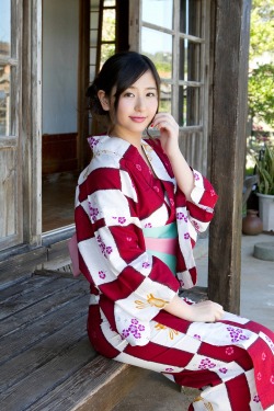 tokujiro:  Yuri Murakami 
