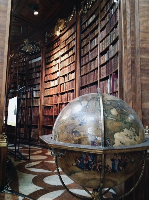 thecornercoffeeshop: Library of Vienna