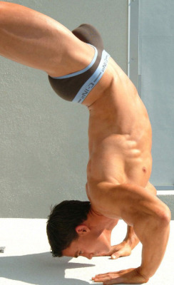 undercoverguys:  Greg Plit. Upside-down.