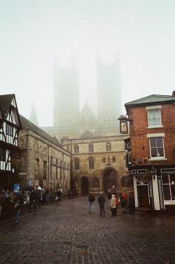 nowheresviille:  Lincoln Cathedral looming in the mist by davidmellor on Flickr.