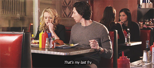 trashforreylo:arbutus-blossoms:theflavourofyourlips:(x)OMFG I DIDNT EVEN NOTICE THE LAST GIF WHEN HE