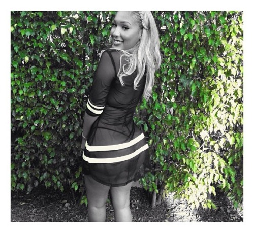 neenablanco:  Yaris  Yaris Sanchez