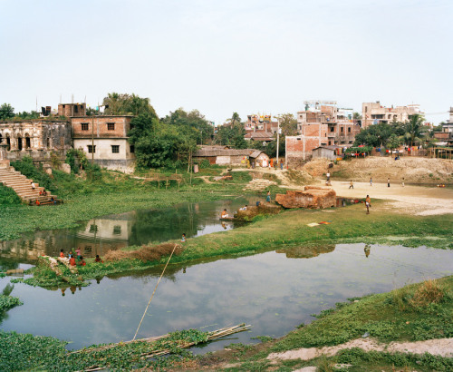 unearthedviews: BANGLADESH. 2007. © Jim Goldberg/Magnum Photos