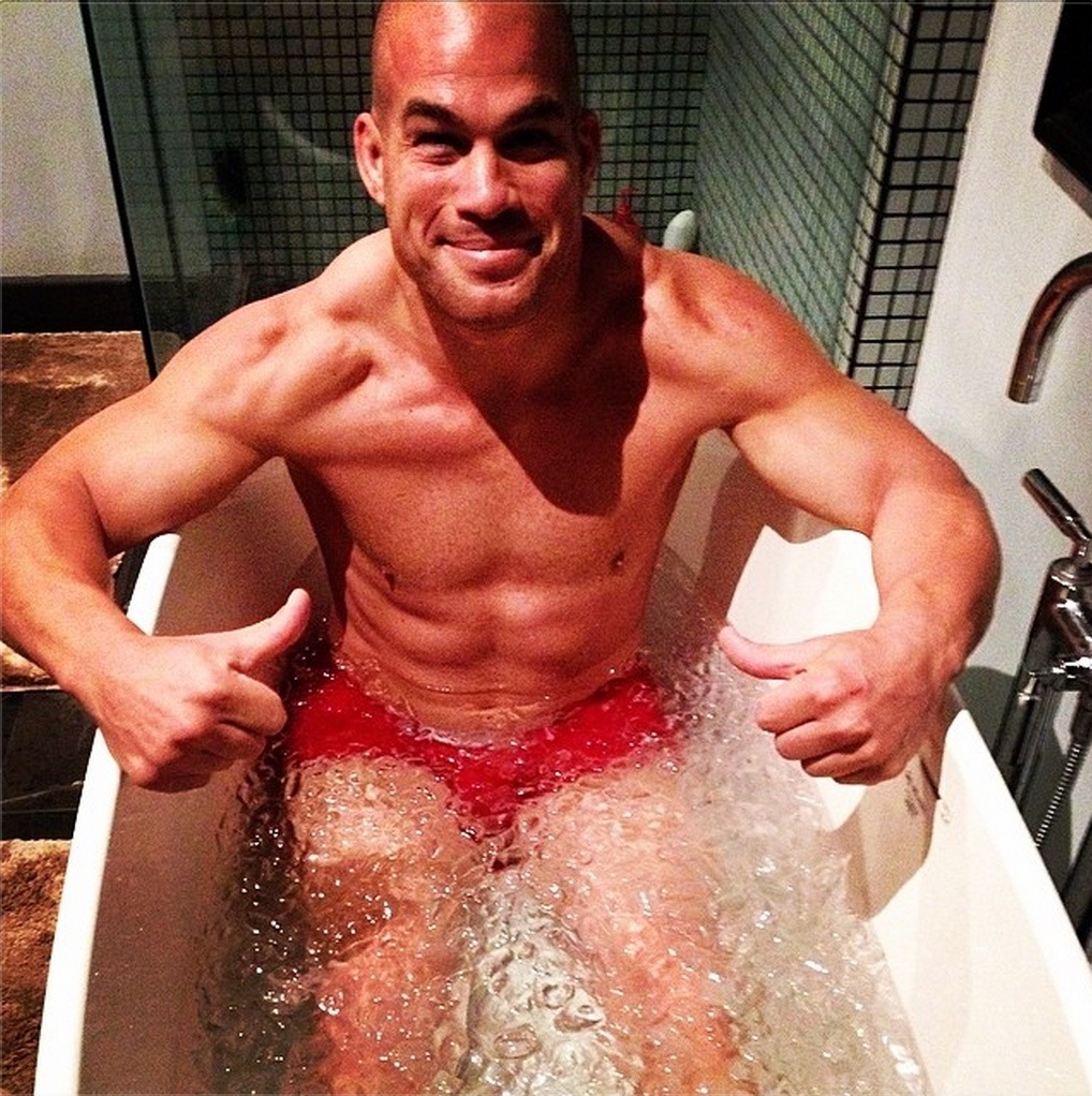 exclusivekiks:  Professional MMA Fighter Exposed, Tito Ortiz 🔥🔥🔥🔥🔥💋💋💋💋💋🔥🔥🔥