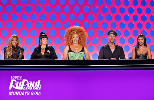 logotv:  You down with D.R.A.G.? Watch the queens rap battle it out, hunties! Trina and Eve join Drag Race tonight at 9/8c!