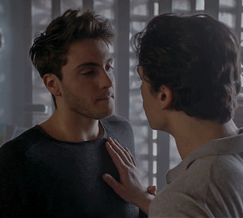 NOAH SILVER & RAPHAEL ACLOQUE 2016 • TYRANT • S3·EP4