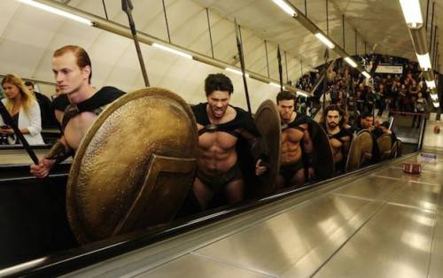 whatshouldwecallhomer:lama-armonica:Spartans in metro (source)Okay I know this has nothing to do wit