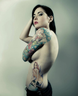 we-require-more-tatooed-girls:  More @ http://we-require-more-tatooed-girls.tumblr.com