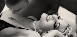 dirtymikefl:  such a nice start… love her expression pussykissing:    