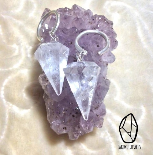 jarukujewels:Quartz and amethyst earweights.  Follow on instagram Jaruku_jewels