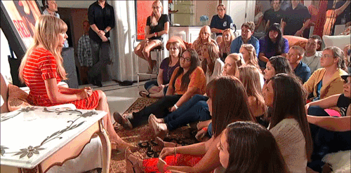 diagon-alli: On this day  →  Aug 13, 2012 Taylor announces via livestream the up