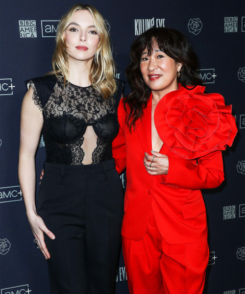 dailycomer: JODIE COMER and SANDRA OH attends Killing Eve Season Four Photo Call in Beverly Hills, C