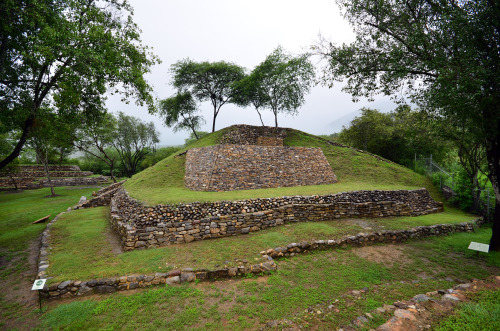 tlatollotl:Tancama, QueretaroThe name Tancama comes from Huastec and means “fire hill”. The name may