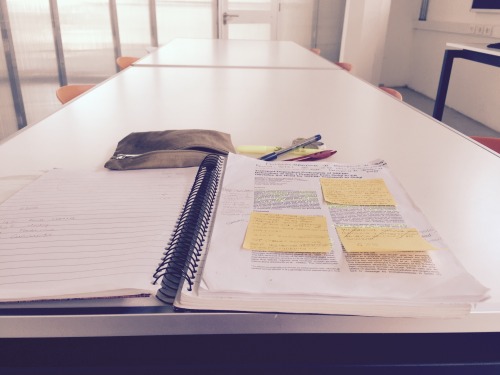 004/100 Good Morning! ☀️ Here I Am At The Library Starting My Study Day! Let's Kick Asses! As A Bonus