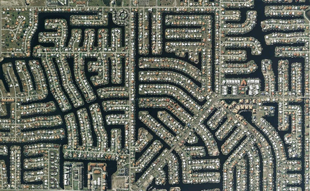  human landscapes in south west florida from google earth (via the big picture) illustrate