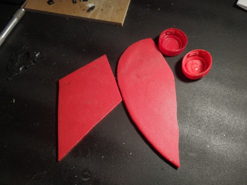 Using Bottle Caps I Make Some Plastic Sheets