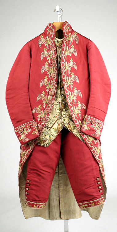 Gentleman&rsquo;s embroidered suit ensemble, 1775-80 