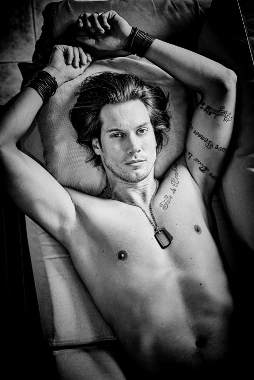 bambam62:  Arnaud Avenet by Maria Petit