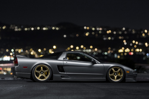 Acura NSX by Dayuum.(via DAYUUM :: ACURA NSX | The Hundreds)More cars here.