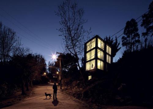 ryanpanos:  Arco House by Pezo von Ellrich Shausen architects