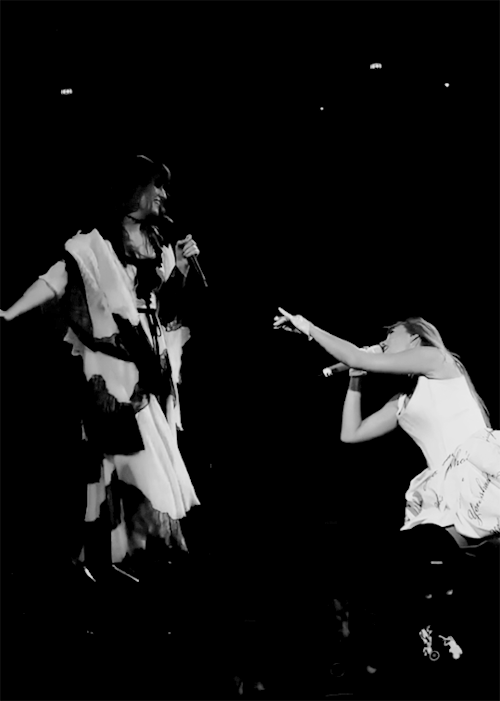 Taylor Swift And Florence Welch Singing Florida!!!