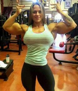 Sexy Muscle Babes