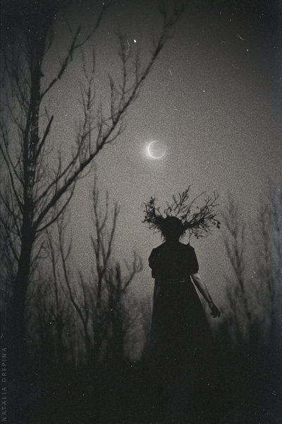 asiwaswalkingallalone:  Fade into Darkness by NataliaDrepina 