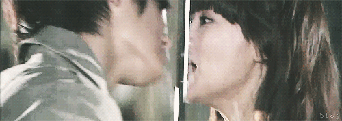 cndrgt-blog-blog:  my favorite scene T^T Minhyuk’s first kiss in drama 