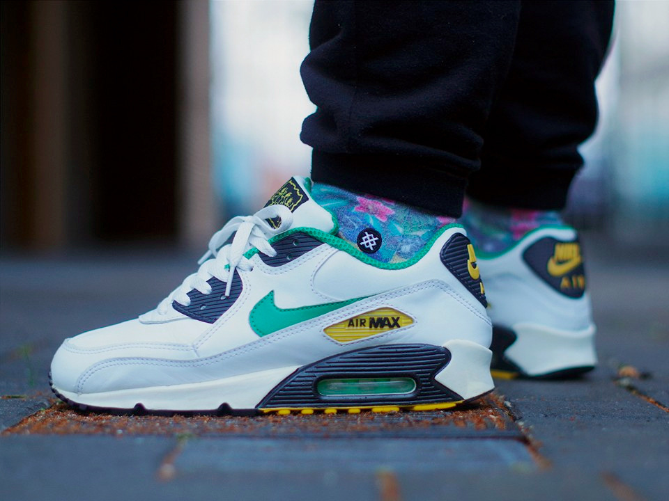 Nike Air Max 90 'Drum Pack - Jamaica' (by... – Sweetsoles – Sneakers, kicks and trainers.