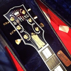 gibson90210:  The King. - @gibsonguitar (at