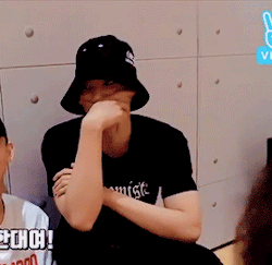 kai bucket hat