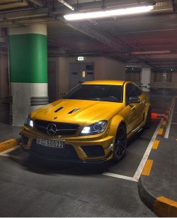 luxurycorpofficial:  Underground lurking 🔥 #luxurycorp By @fa9ool63 Follow 💫 @luxurycorp 💫 #luxury #cars #amg #c63 #blackseries #mercedes