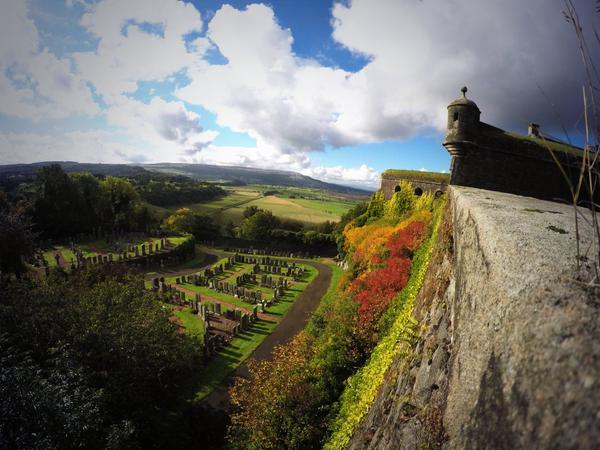 scotianostra:    Autumn colours at Stirling Castle.    