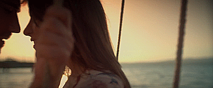 xx-eros-xx:  we-are-only-dreamers: Beauty in life ..  🍒