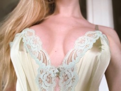 summeerskyee:  Soft and silky.