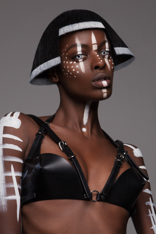 irakalan:  AFRO(British Hair Awards 2016)Photographer LUKE NUGENT