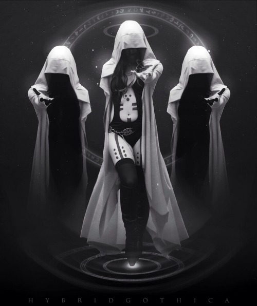 lady-circus:  My post “Arcanus” By : Hybridgothica On deviantart Hybridgothica.deviantar