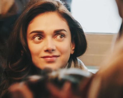 Vaan Varuvaan, Kaatru Veliyidai 2017